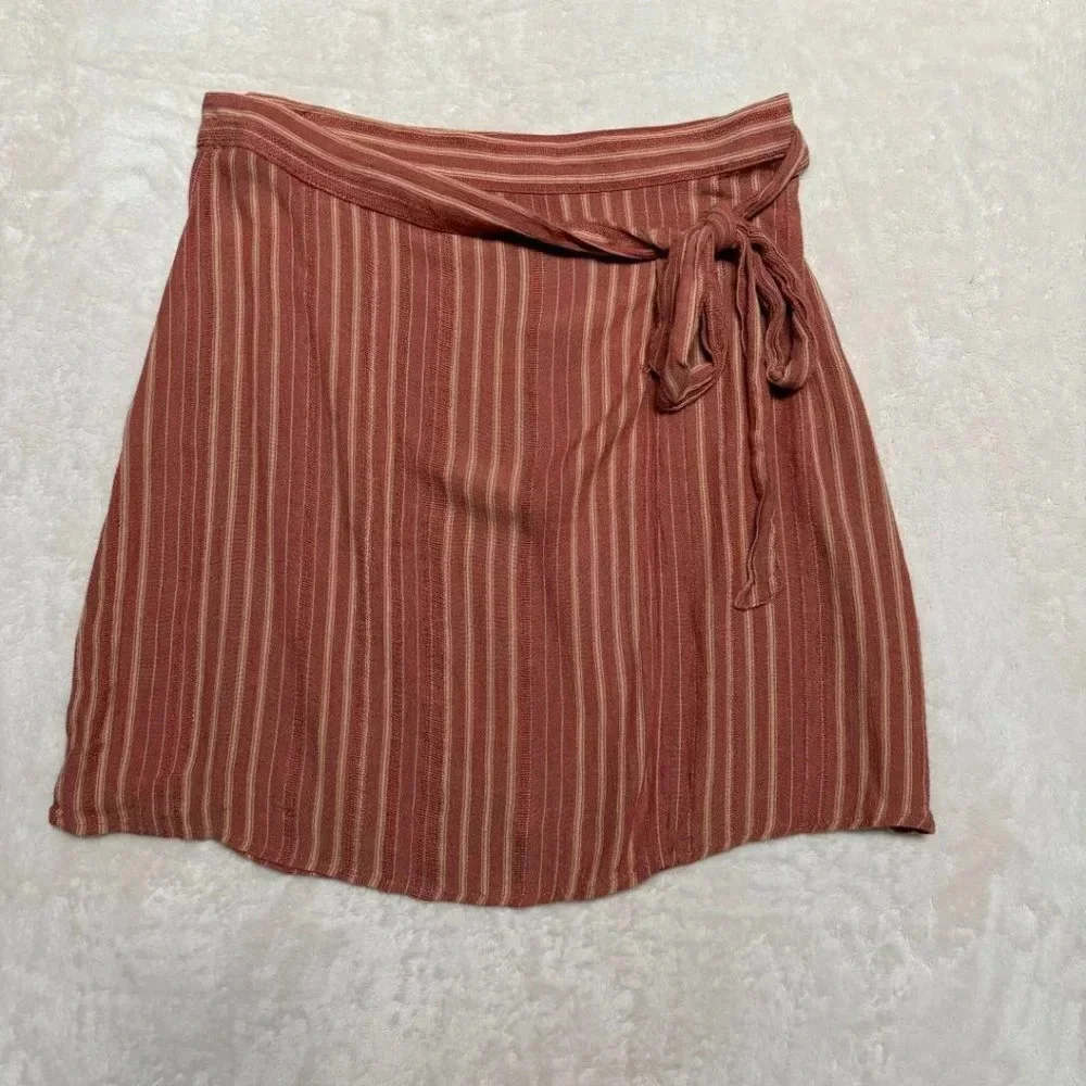 American Eagle Outfitters True Wrap Mini Skirt Striped Size XS‎